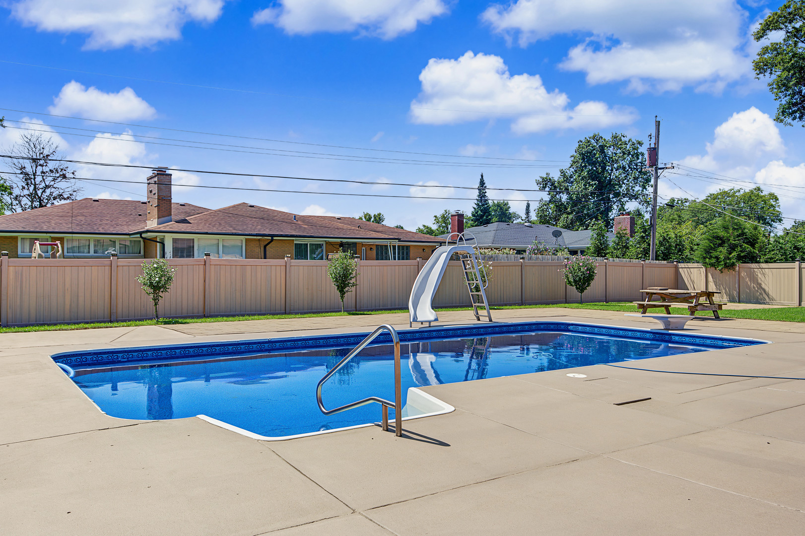378 Oakwood Drive Property Photo 30