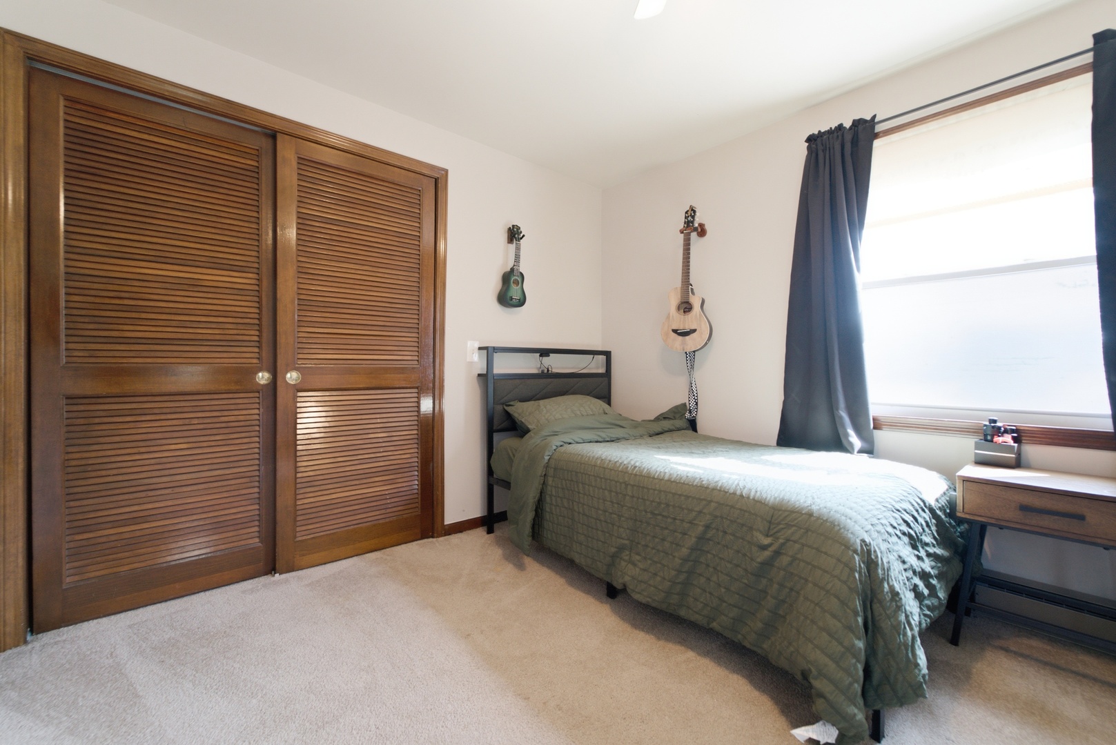1847 W Tower Drive Property Photo 14