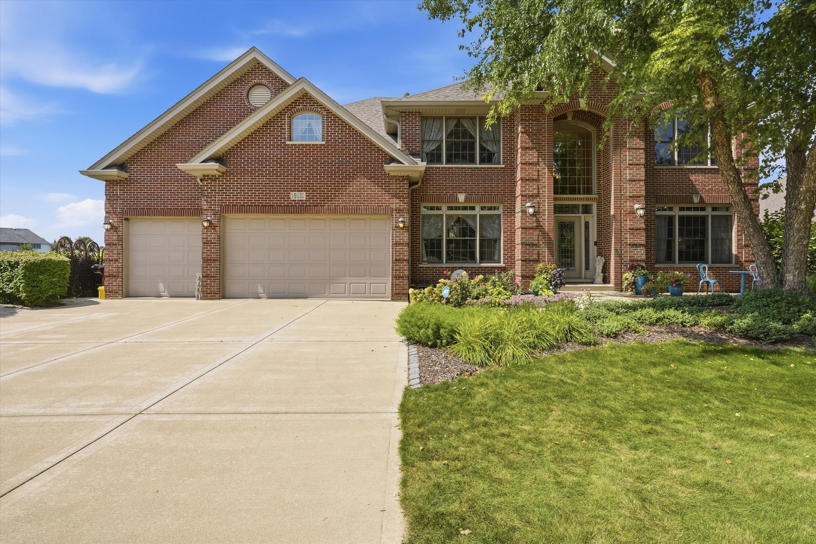 19132 Boulder Ridge Court Property Photo 1