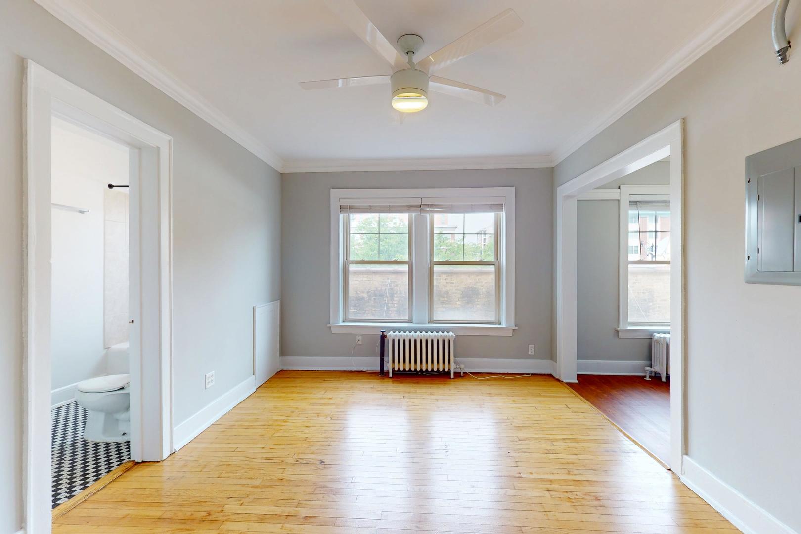 7 W Campbell Street 3 Property Photo 3