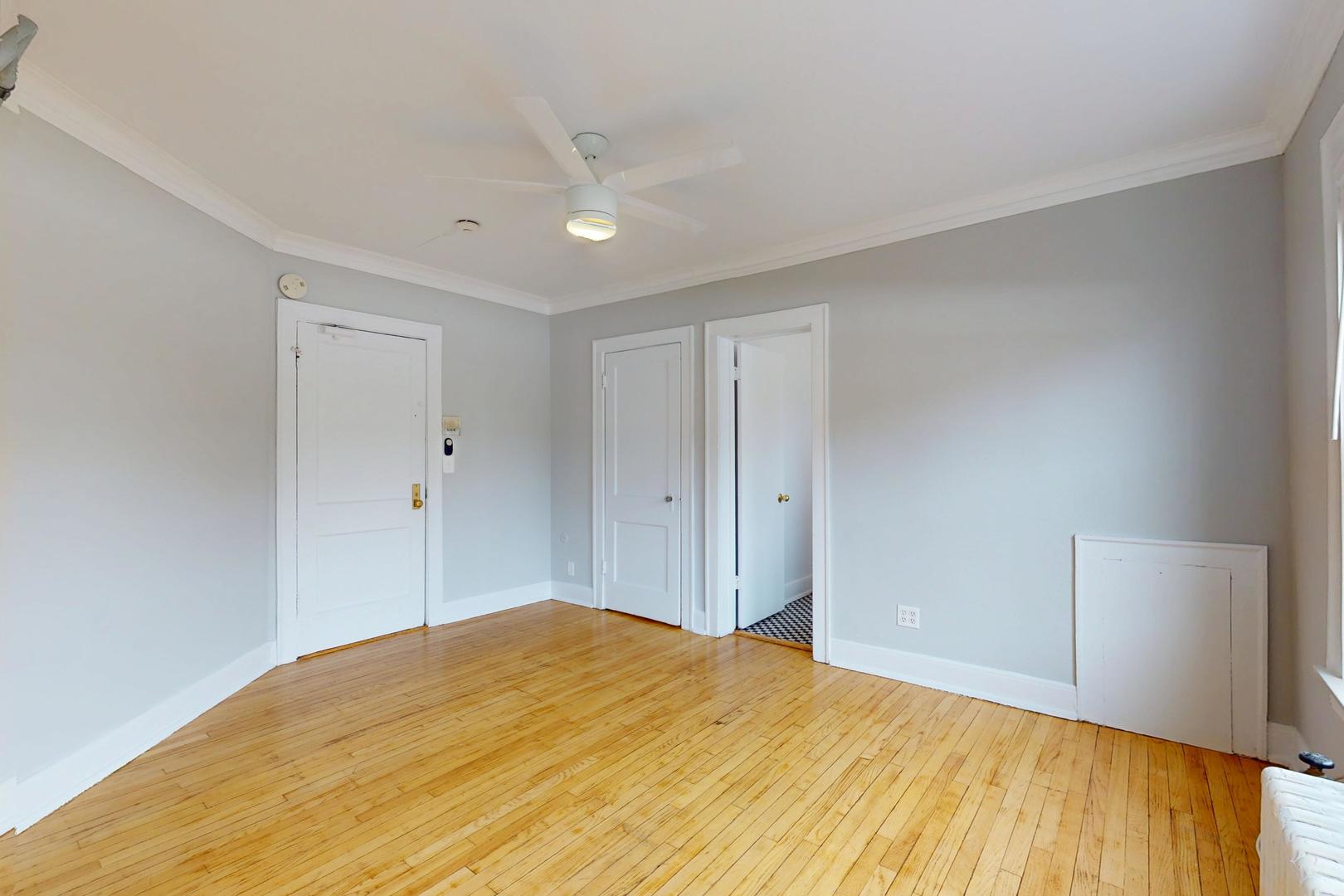 7 W Campbell Street 3 Property Photo 4