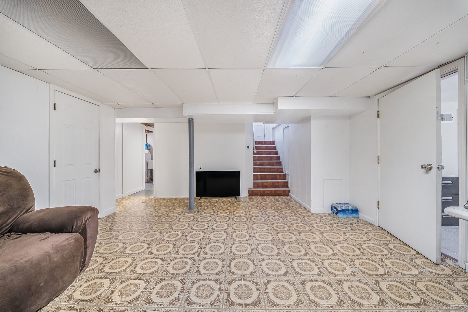 18026 Oakley Avenue Property Photo 16