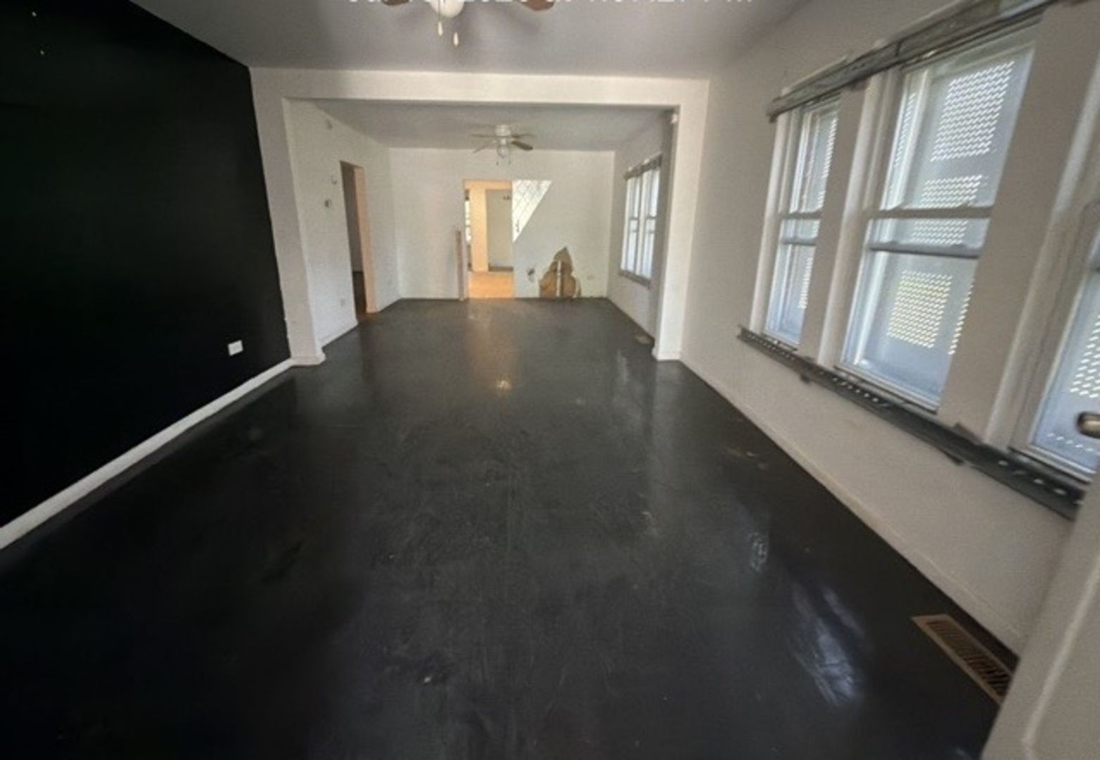 15237 Marshfield Avenue Property Photo 3