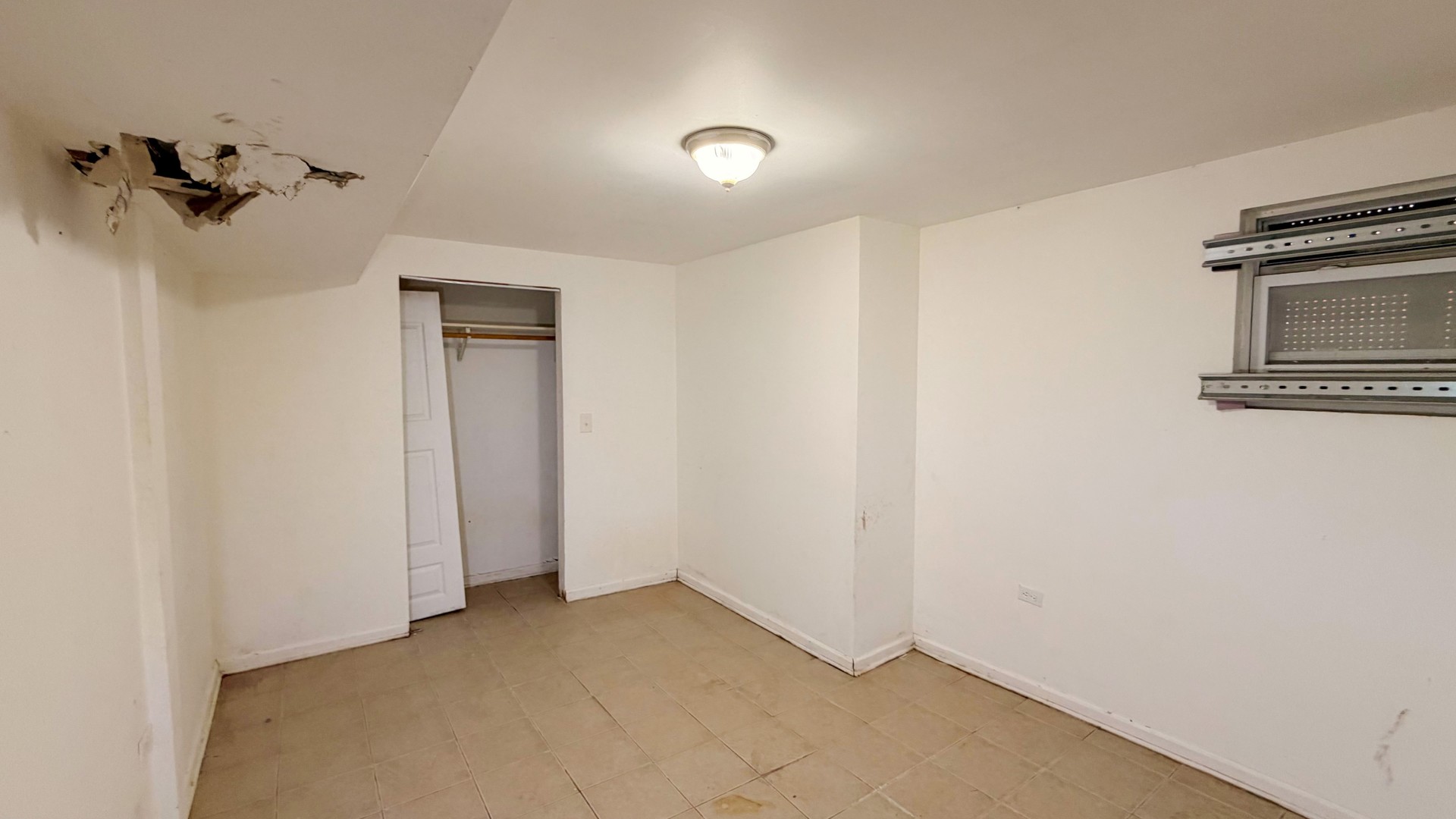 15237 Marshfield Avenue Property Photo 7