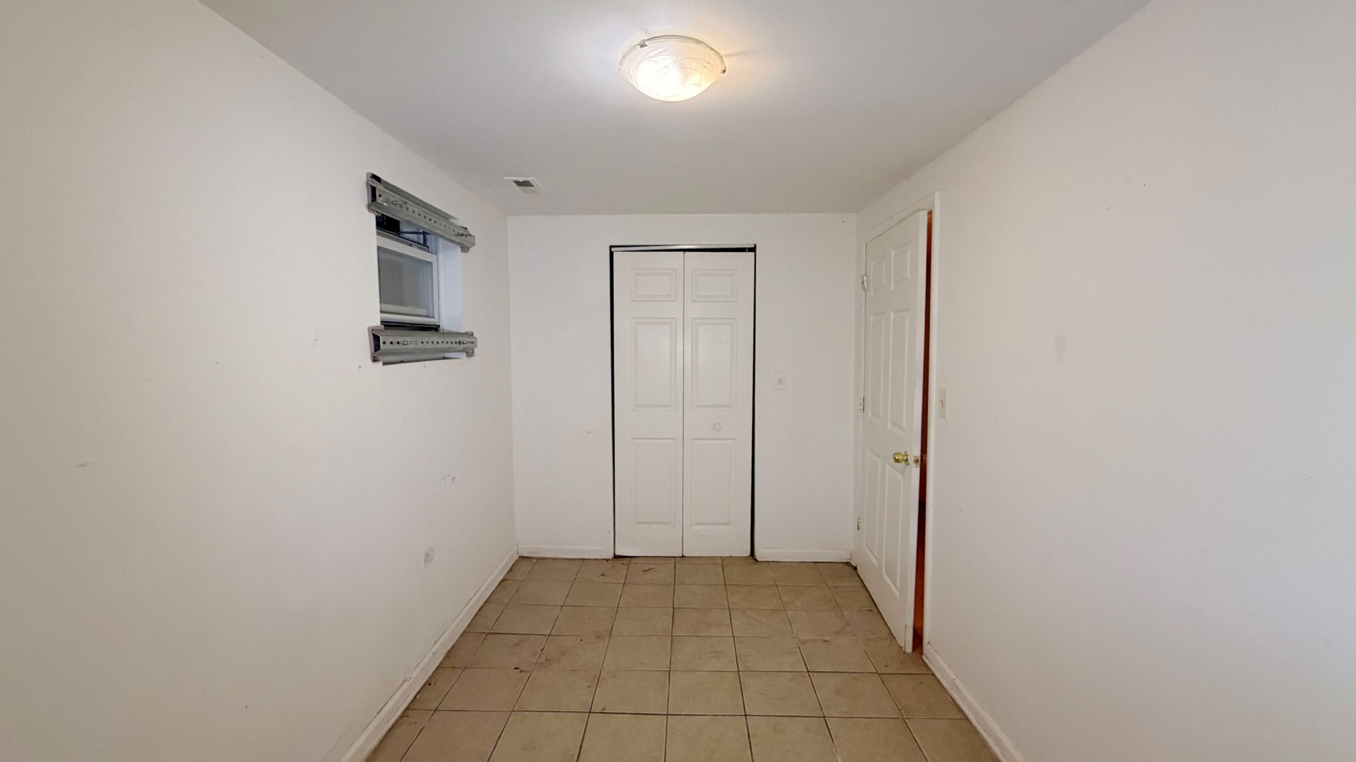 15237 Marshfield Avenue Property Photo 12