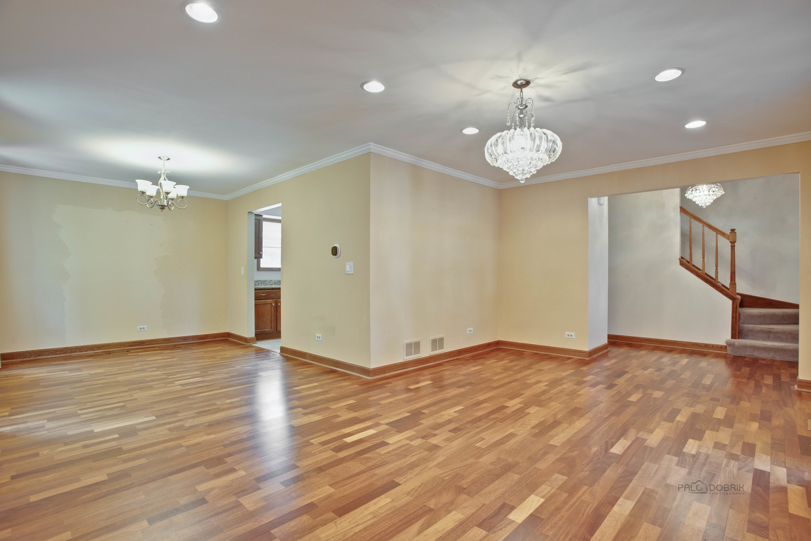 417 Lamont Terrace Property Photo 6