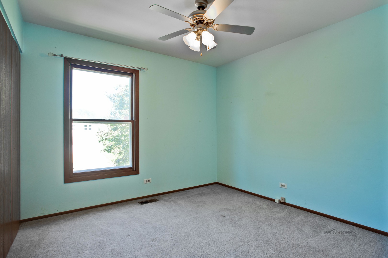 417 Lamont Terrace Property Photo 25