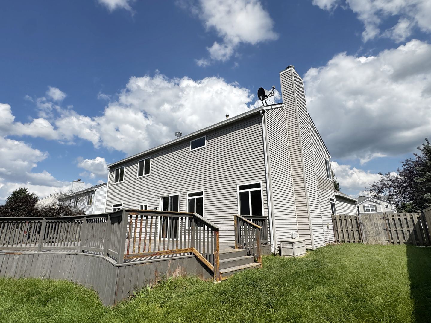223 Paradise Parkway Property Photo 4