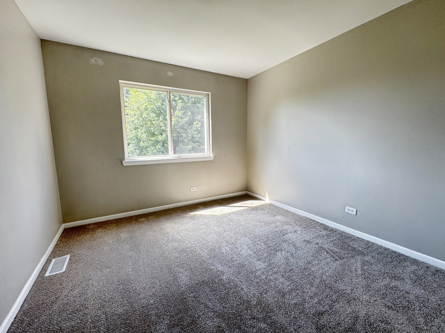 223 Paradise Parkway Property Photo 32