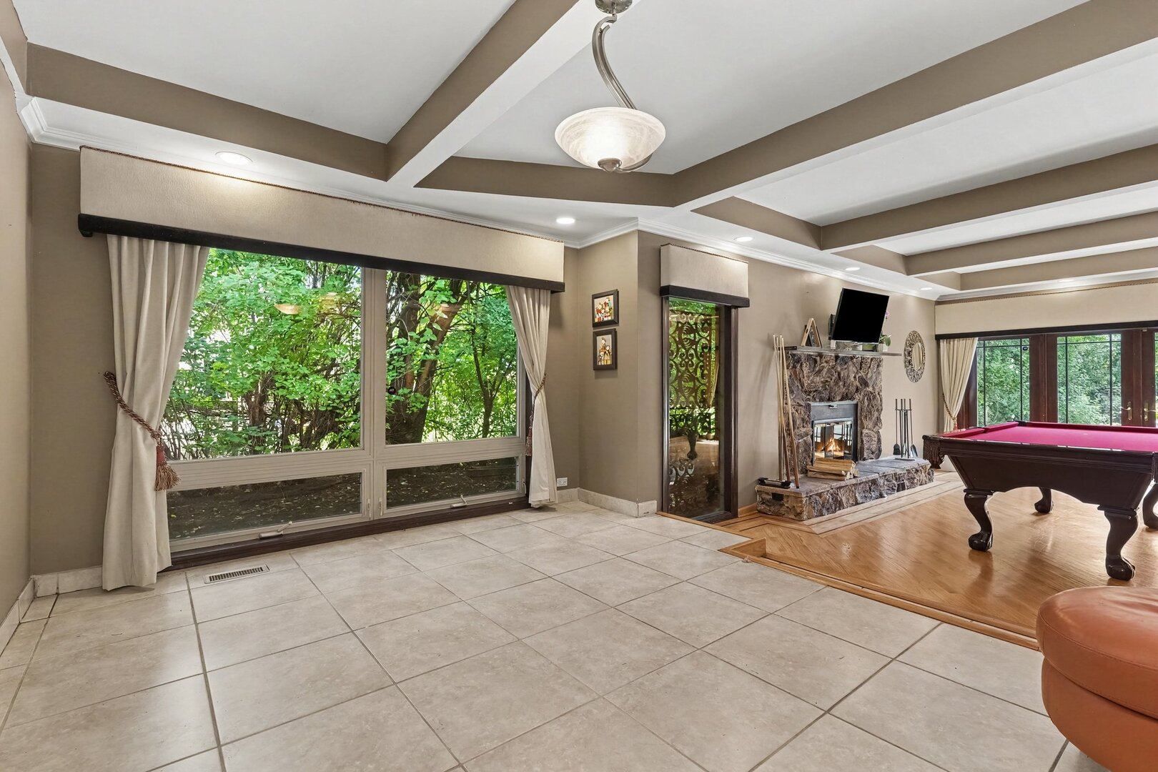2945 Hartzell Street Property Photo 10