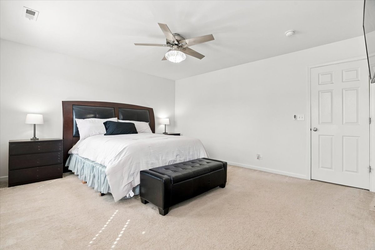 206 N Cornerstone Drive Property Photo 11