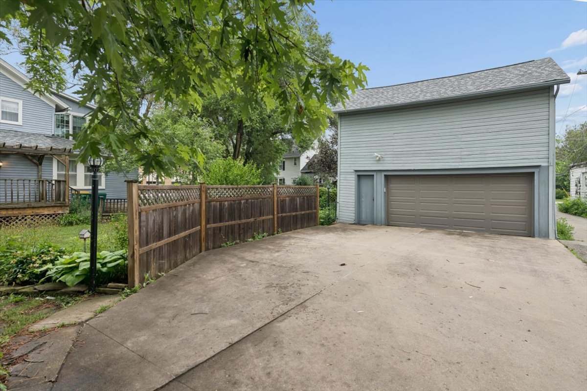23925 W Lockport Street Property Photo 27