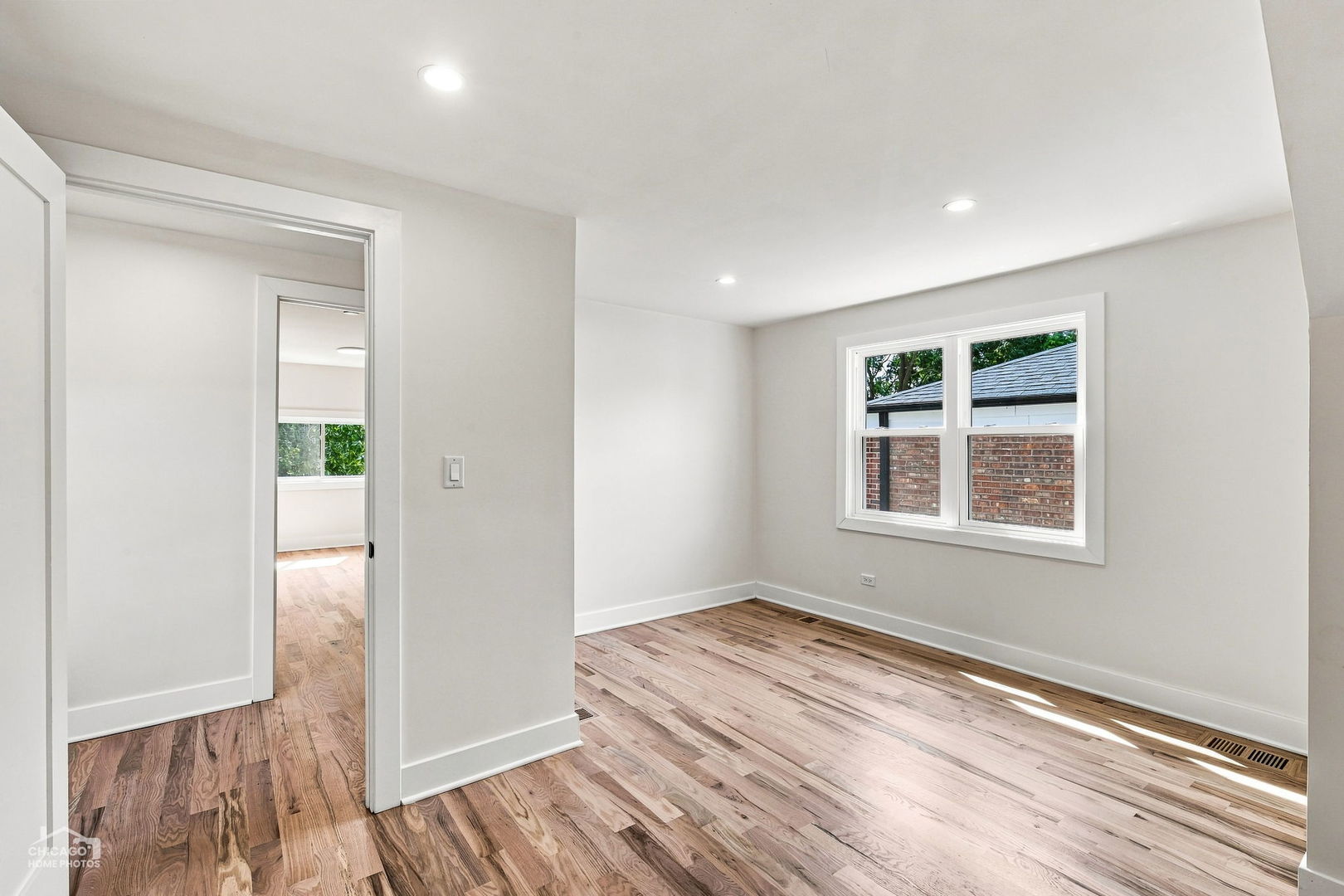 5722 W Grover Street Property Photo 15