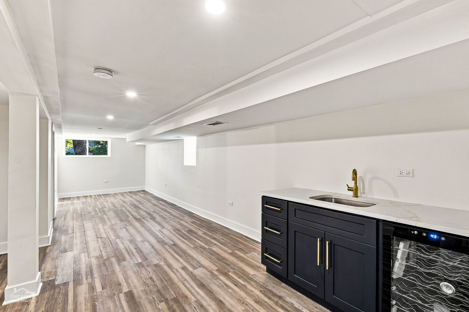 5722 W Grover Street Property Photo 17