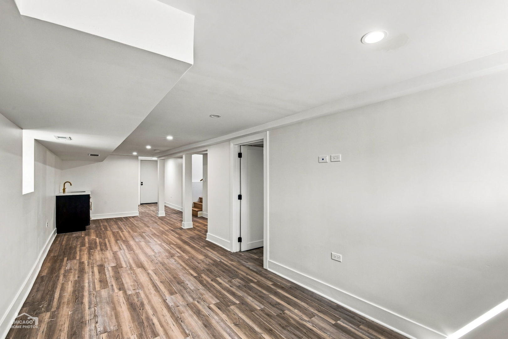 5722 W Grover Street Property Photo 18