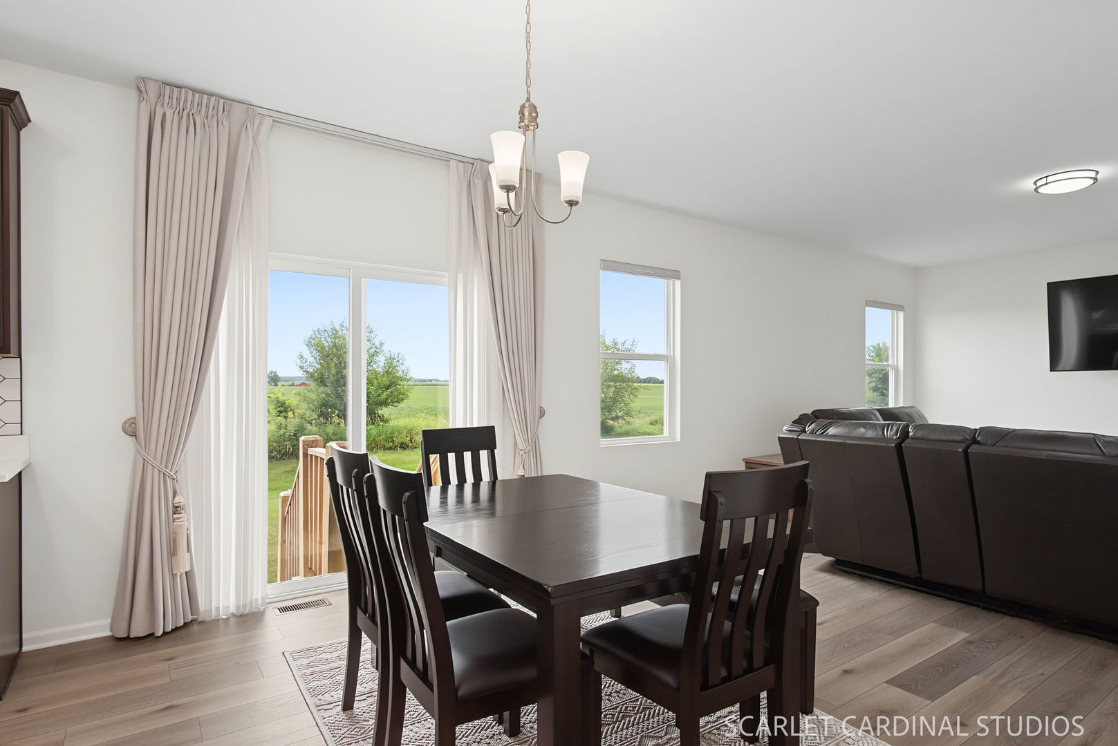 134 Piper Glen Avenue Property Photo 8