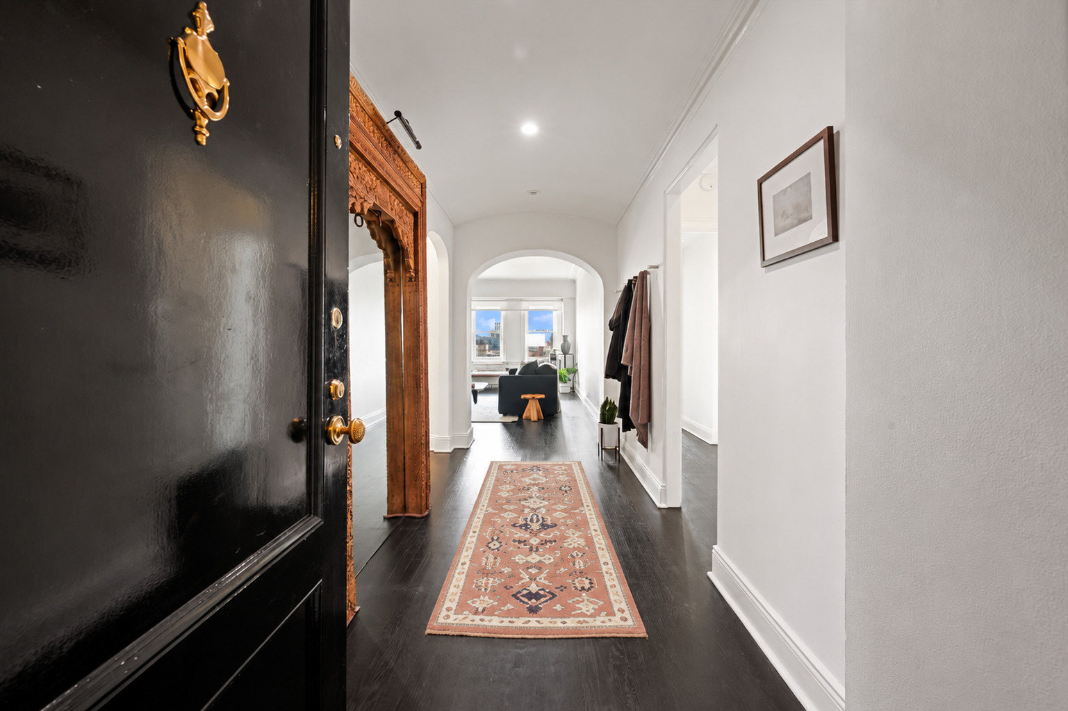 431 W Oakdale Avenue 14a Property Photo 4