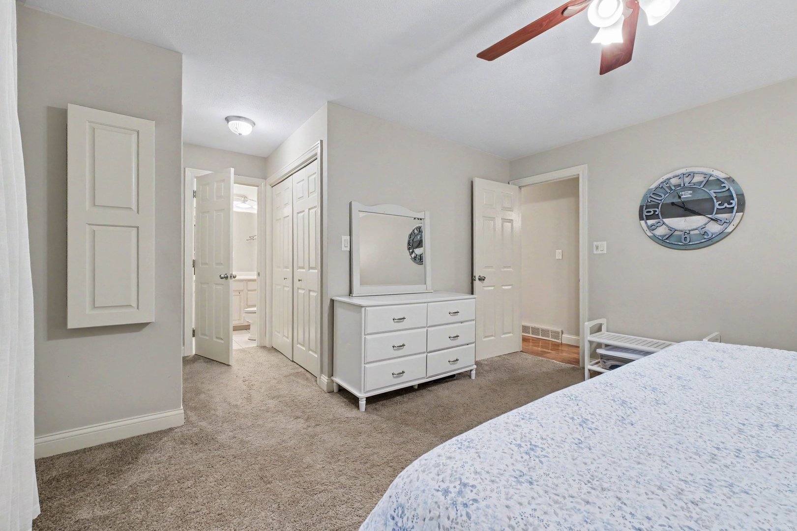 638 Hazelwood Path Property Photo 9