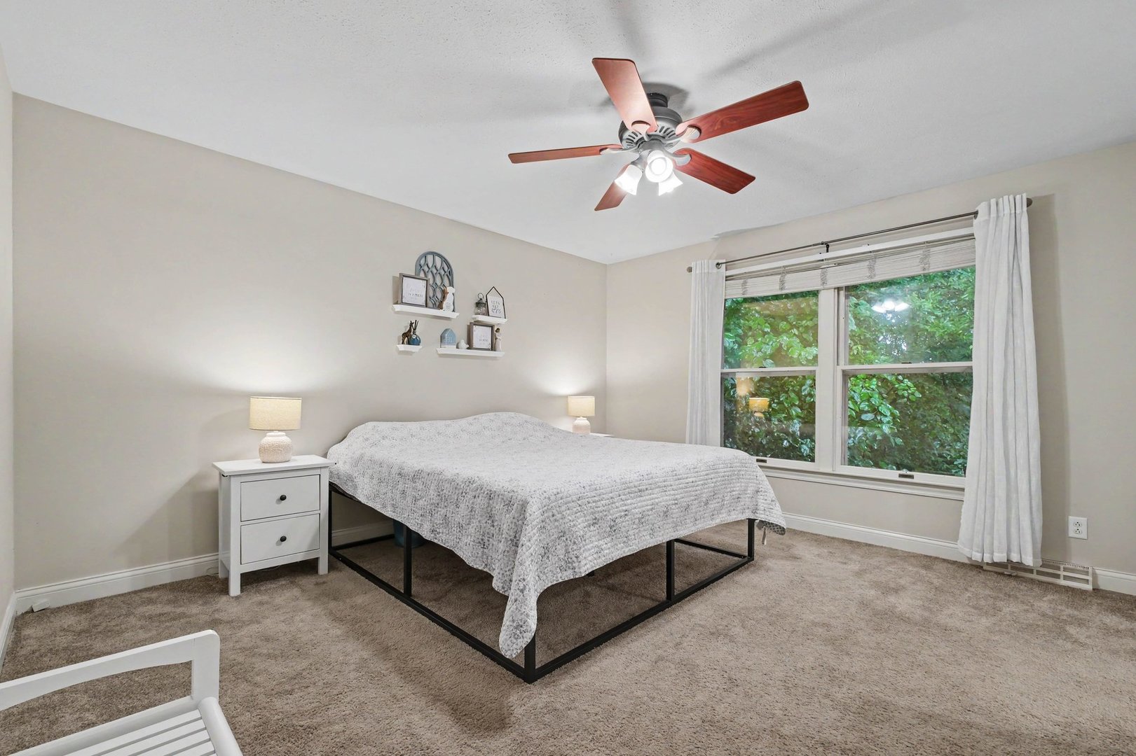 638 Hazelwood Path Property Photo 13