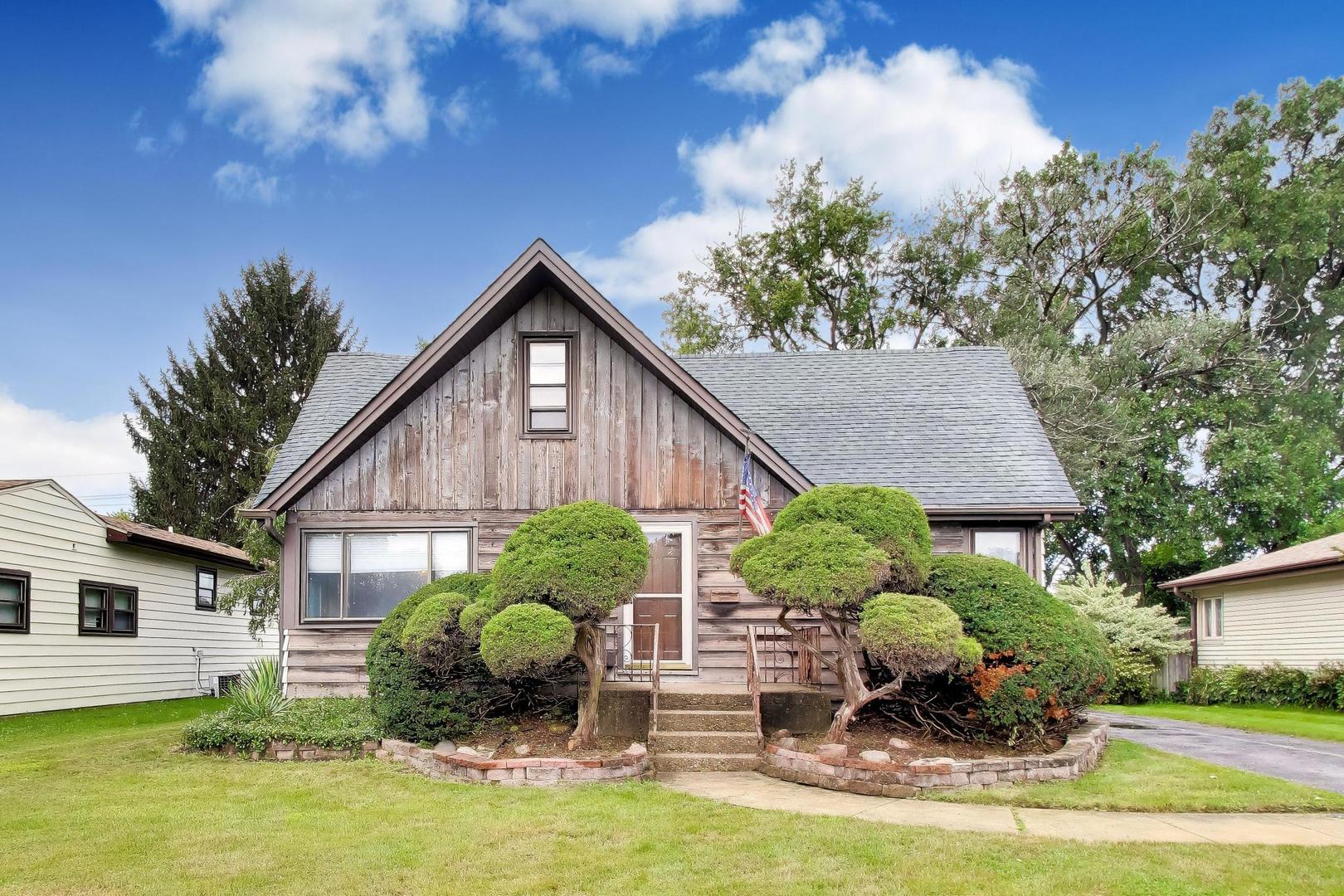 3040 N Wolf Road Property Photo 1