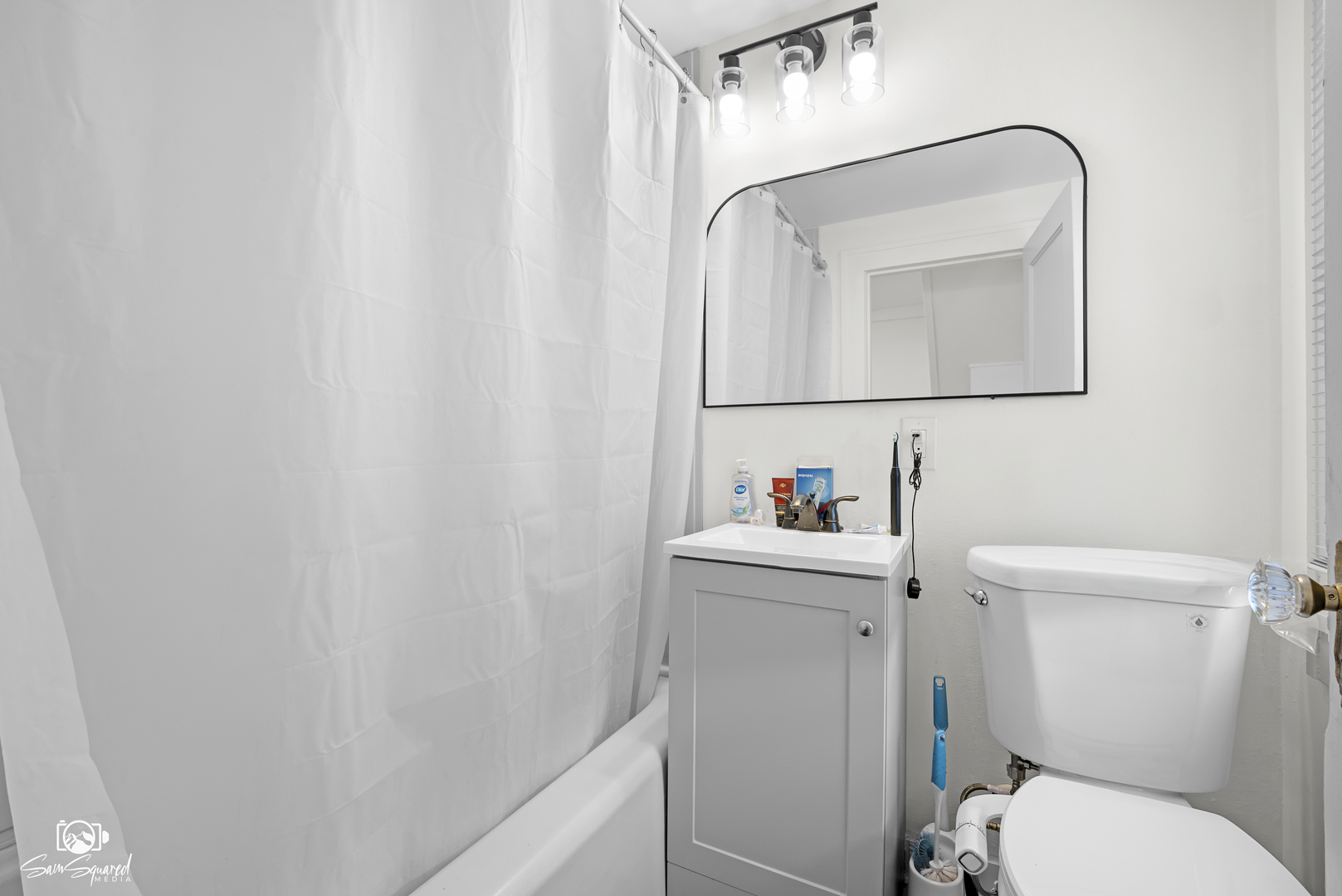 18430 Chicago Avenue Property Photo 8