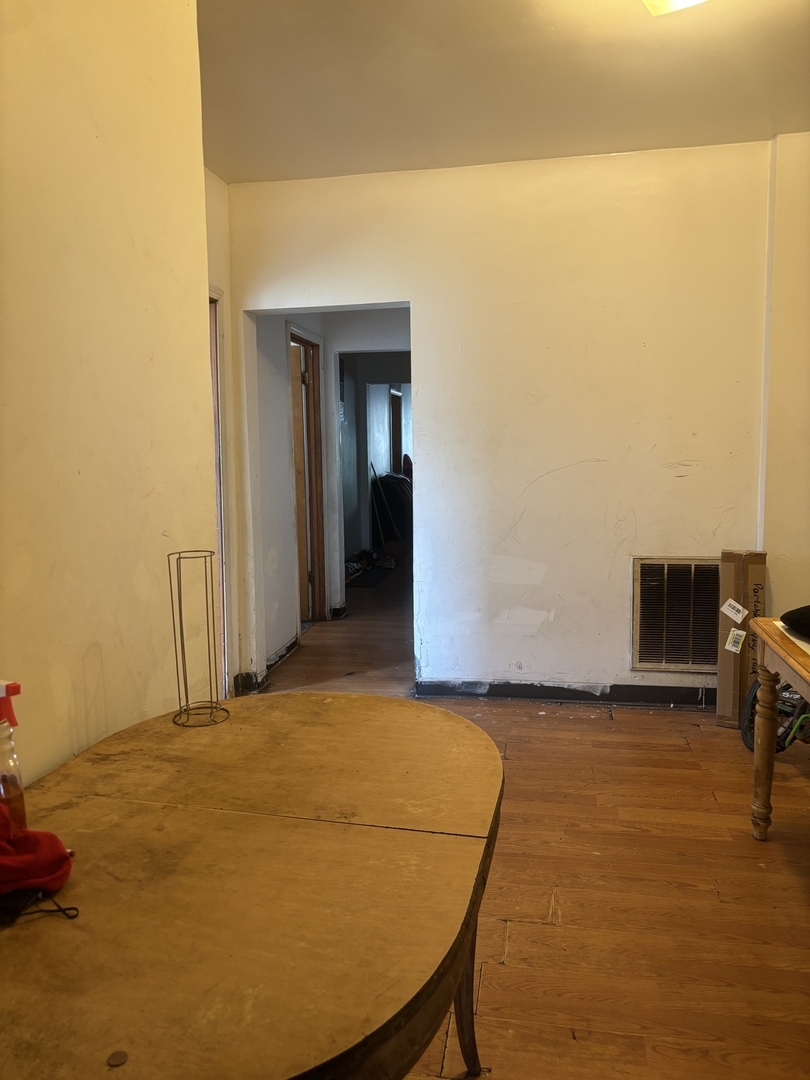 1307 S Lawndale Avenue Property Photo 9