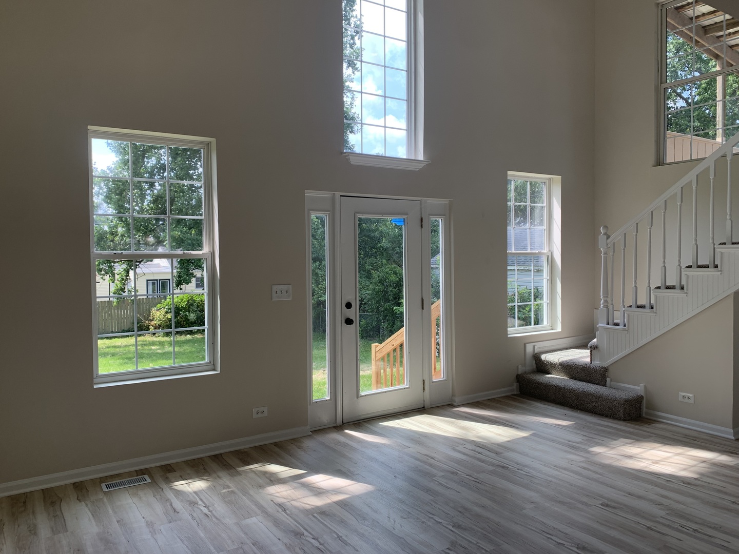949 Harriet Avenue Property Photo 12
