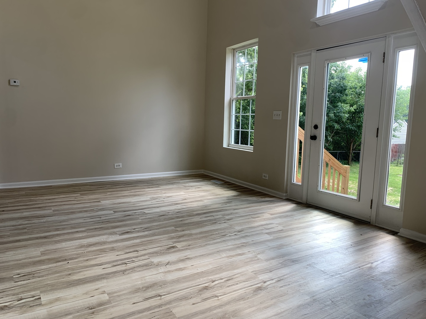 949 Harriet Avenue Property Photo 14
