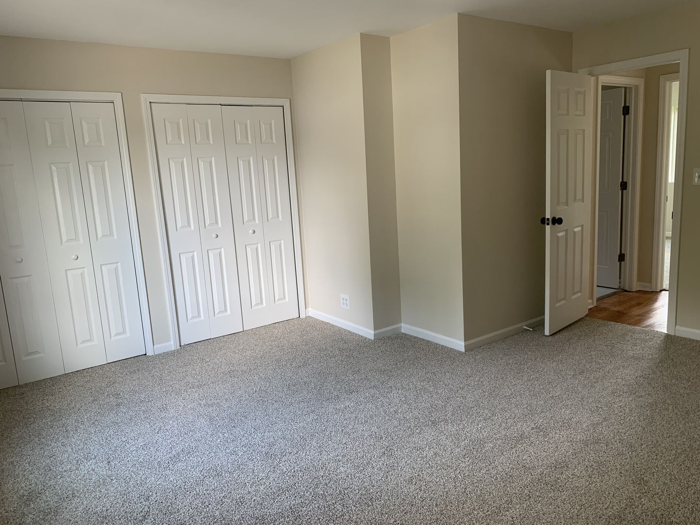949 Harriet Avenue Property Photo 20