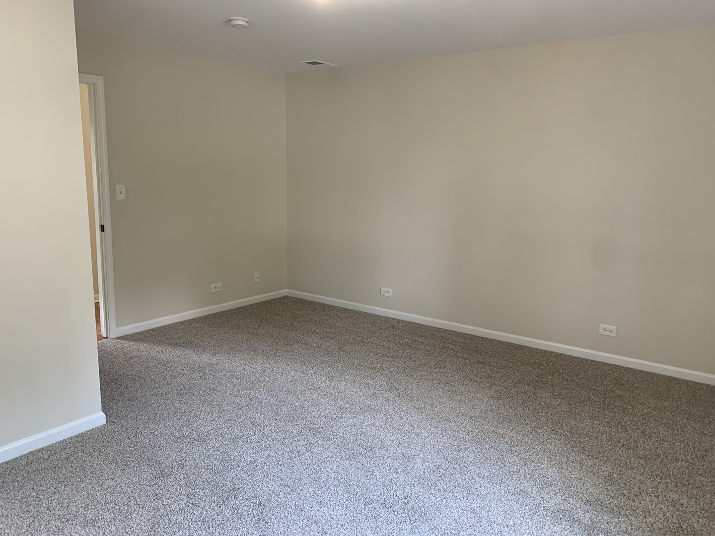 949 Harriet Avenue Property Photo 21