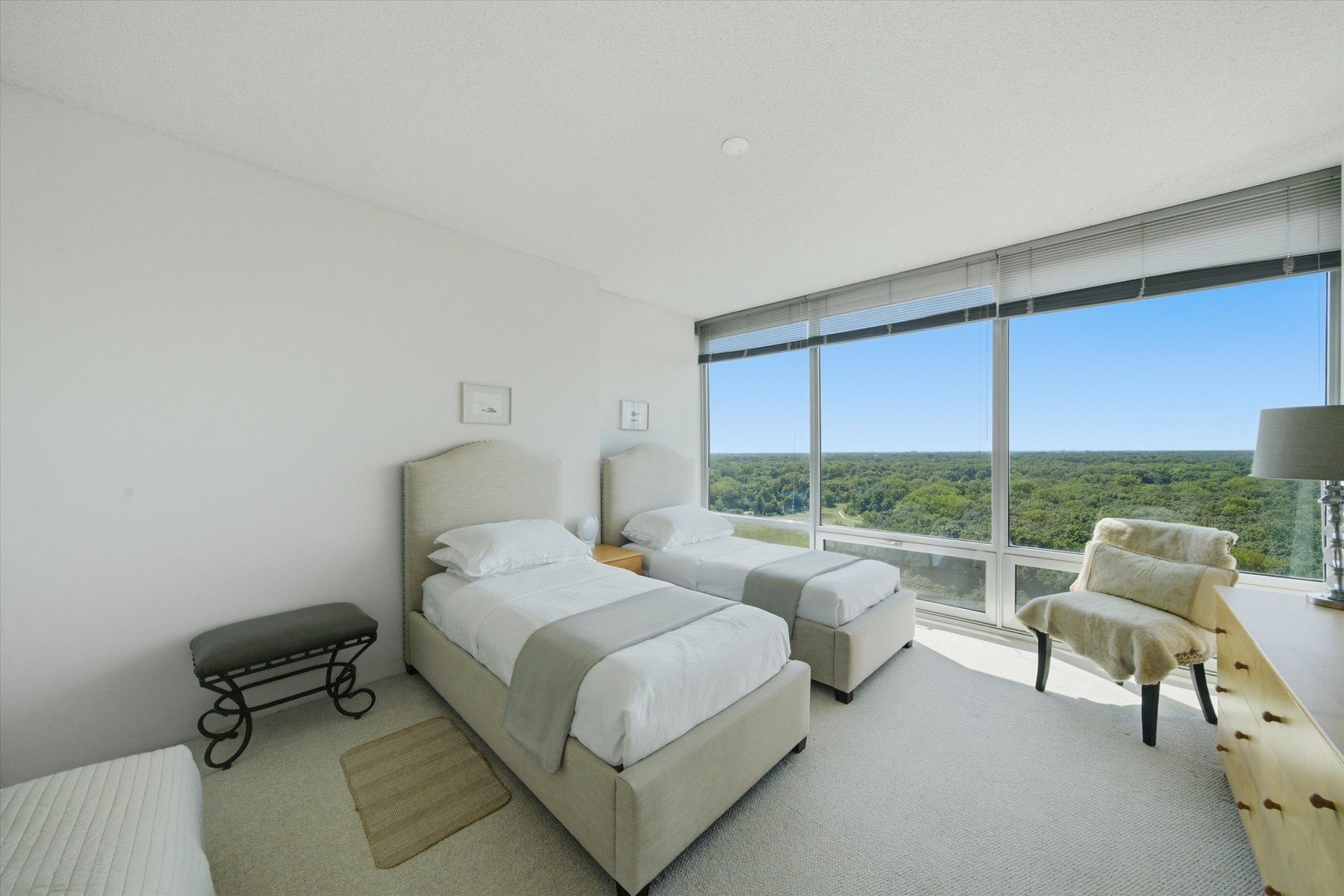9655 Woods Drive 1806 Property Photo 11
