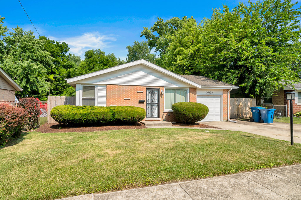 14433 Springfield Avenue Property Photo 12