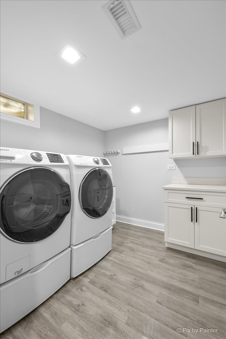 506 Lakepoint Drive Property Photo 13