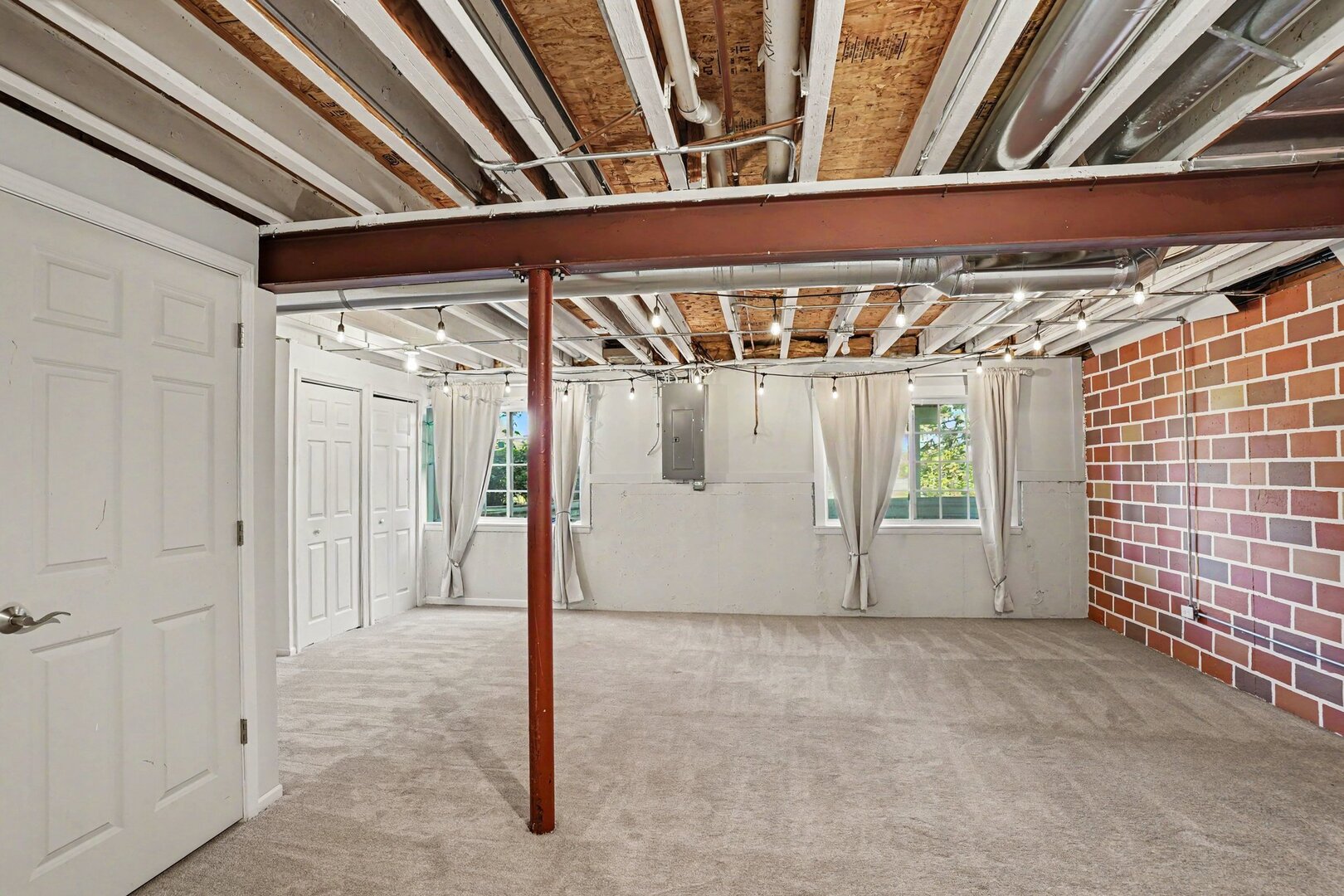 444 Vaughn Circle Property Photo 24