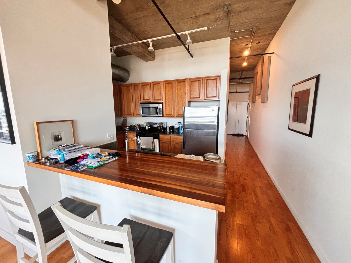 3963 W Belmont Avenue 611 Property Photo 4