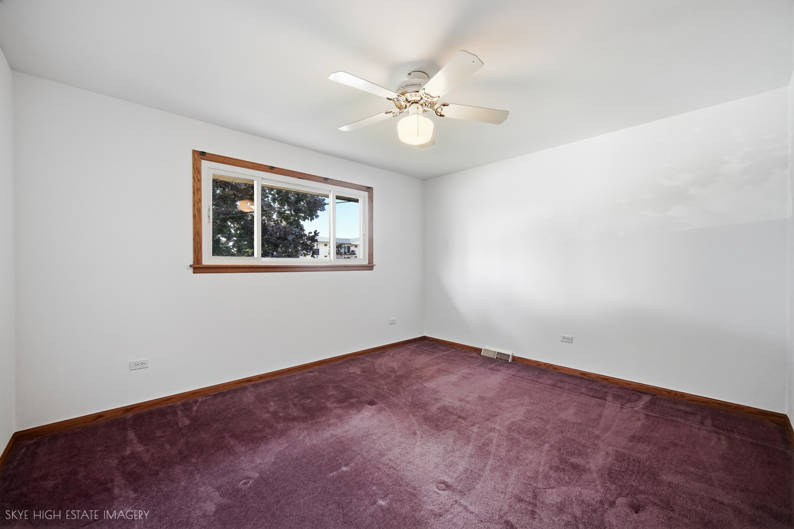 7040 W 107th Street Property Photo 7