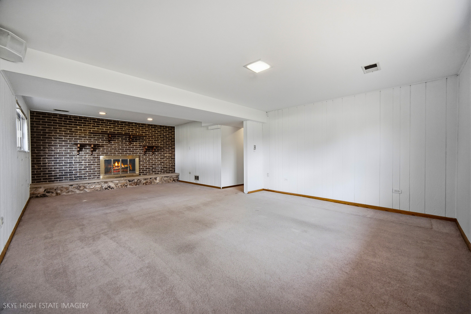7040 W 107th Street Property Photo 10