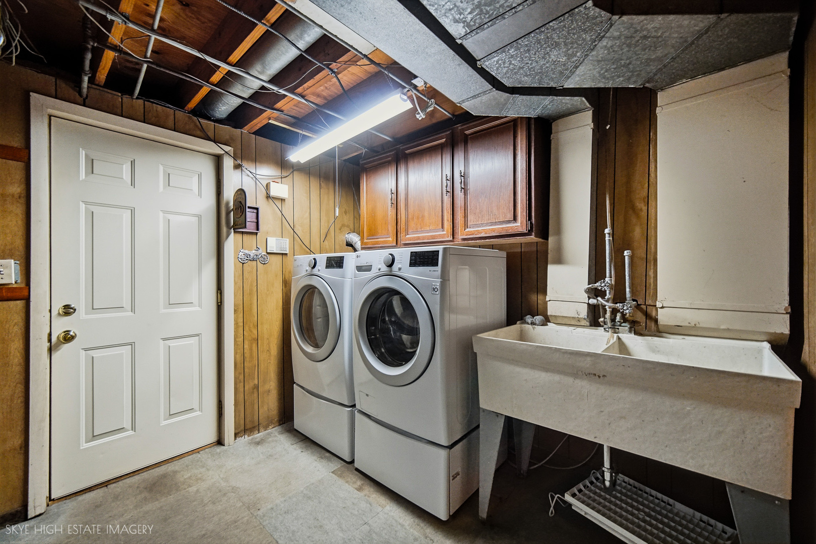 7040 W 107th Street Property Photo 12