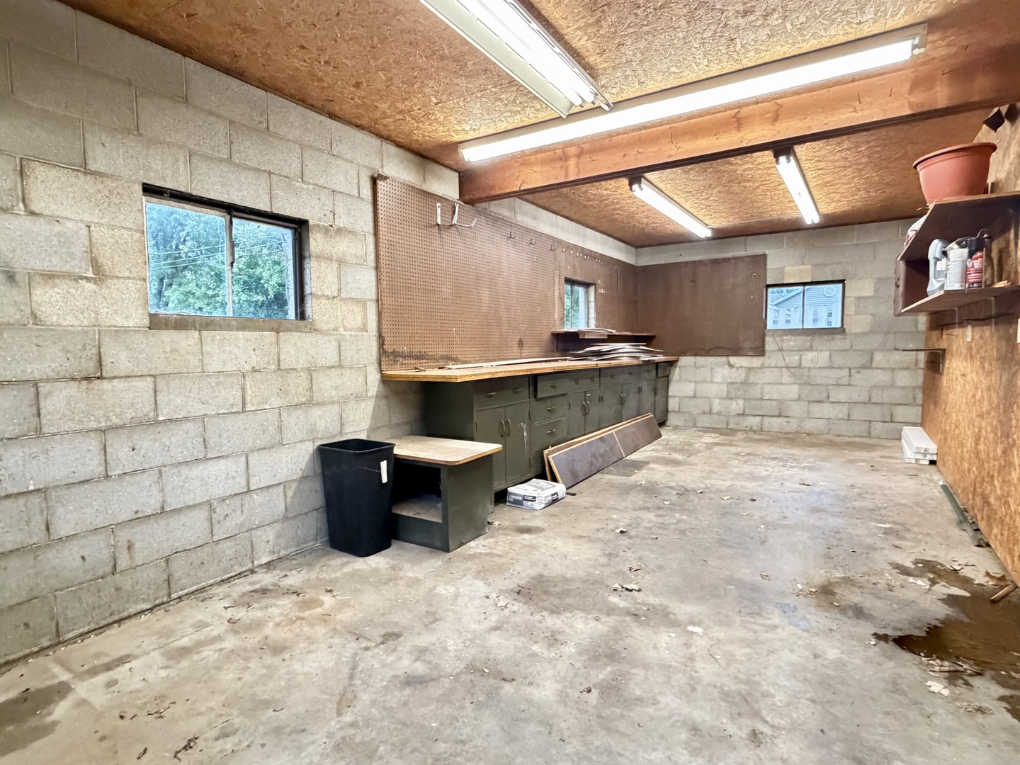 909 W Washington Street Property Photo 24