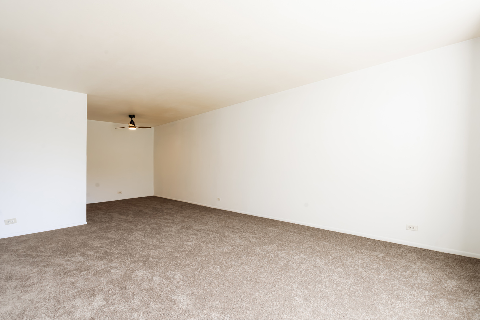 1375 Rebecca Drive 218 Property Photo 6