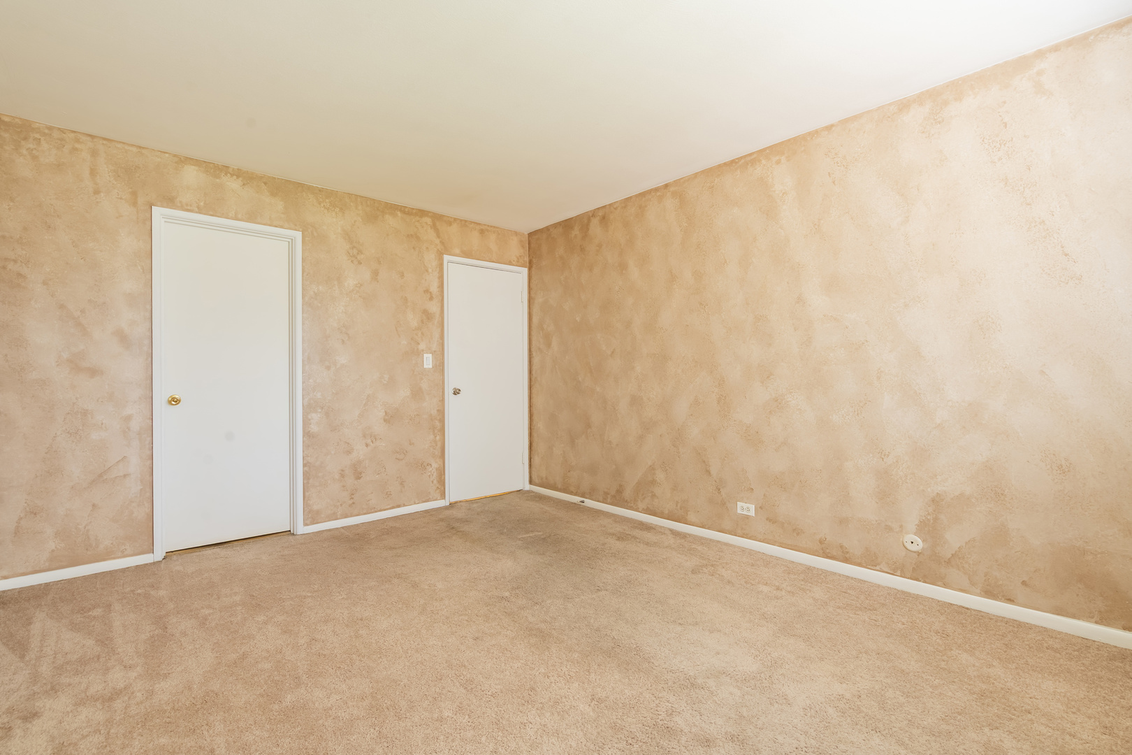 1375 Rebecca Drive 218 Property Photo 12