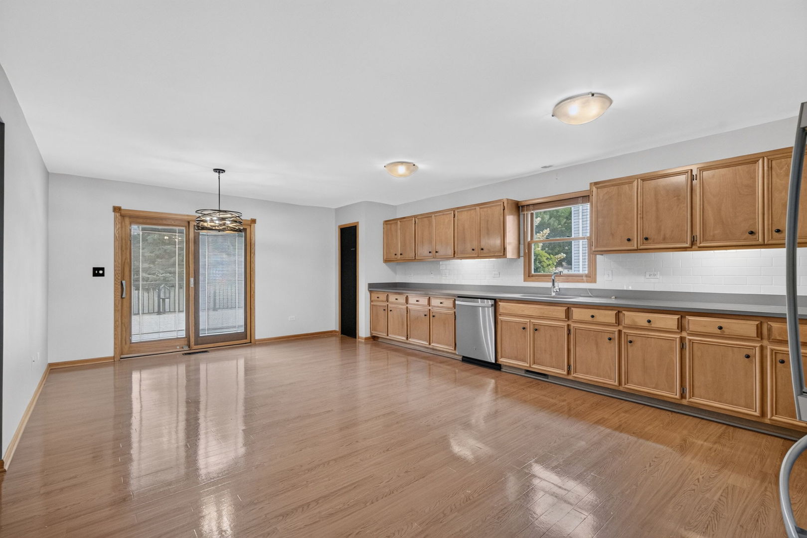 304 Thames Drive Property Photo 12