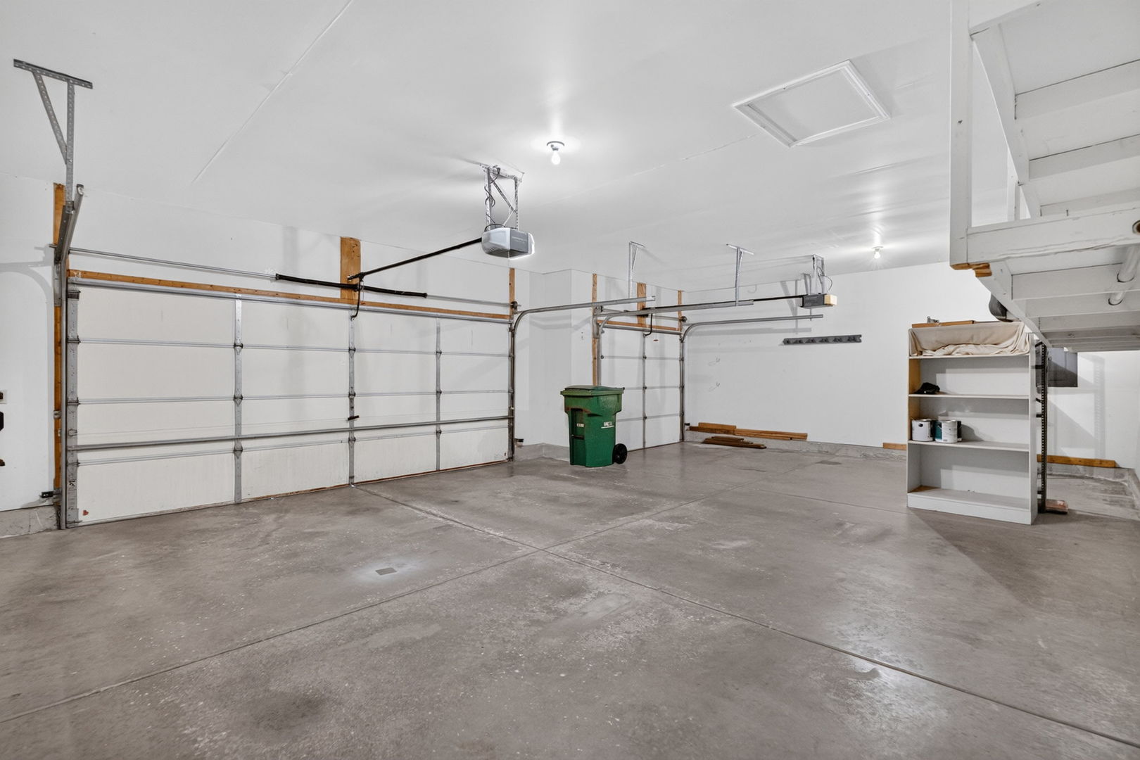 304 Thames Drive Property Photo 40