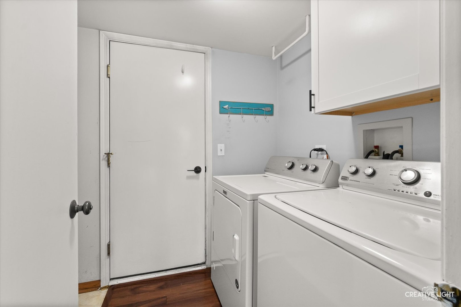 343 Capitol Drive Property Photo 11