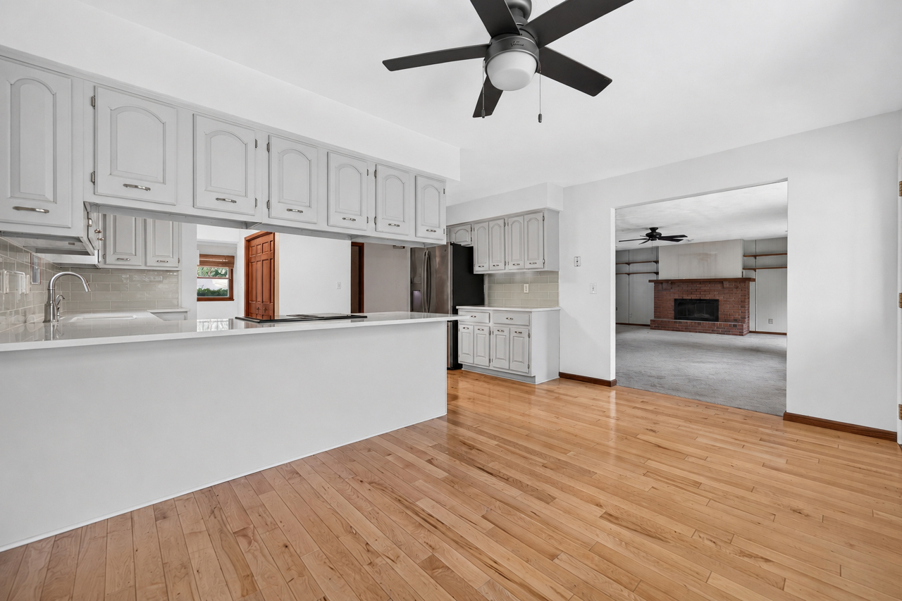 5555 Roanoke Road Property Photo 11