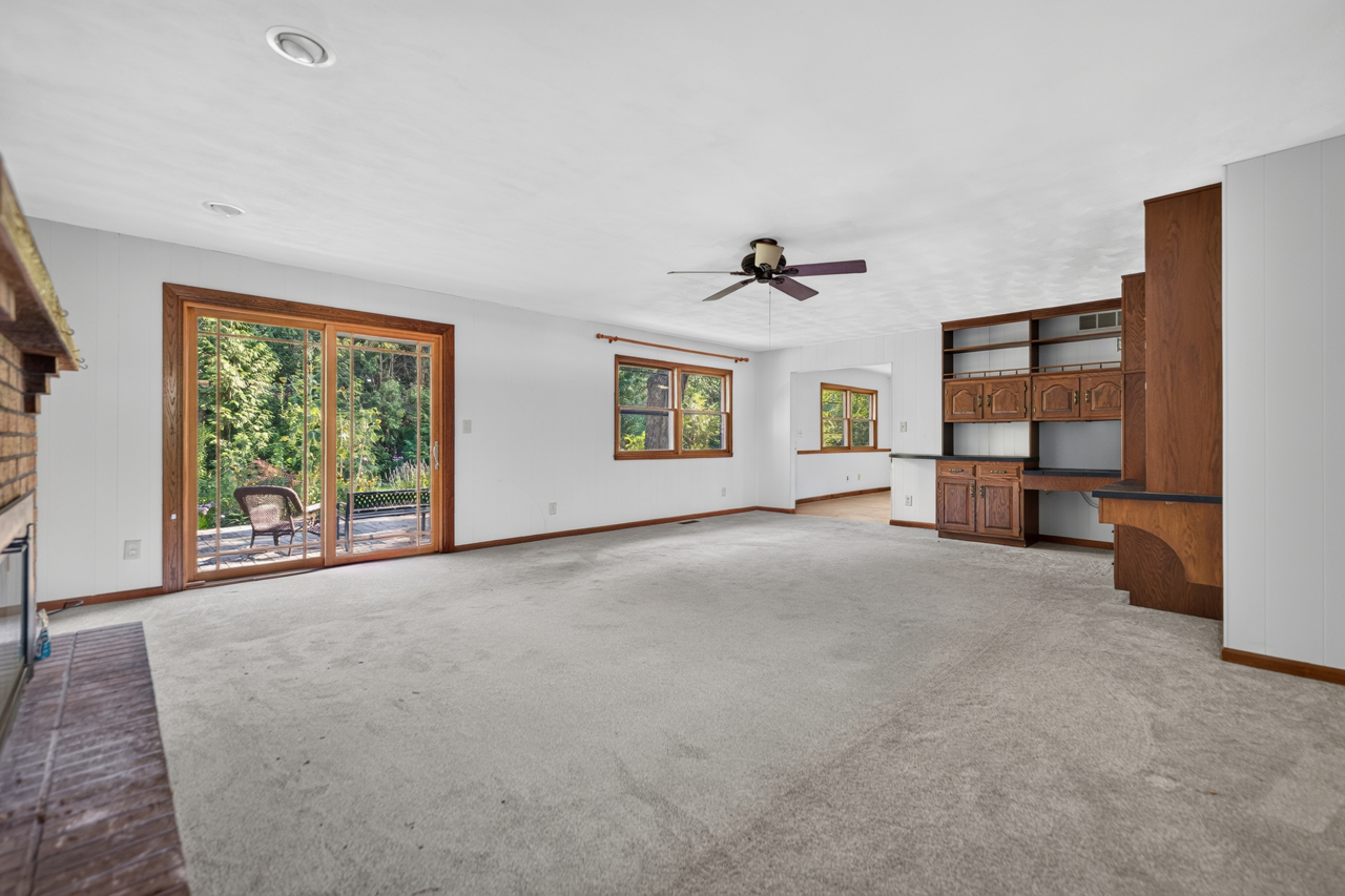 5555 Roanoke Road Property Photo 14