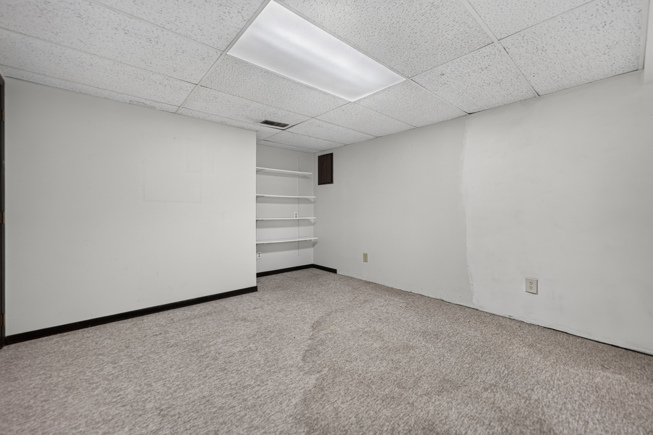 5555 Roanoke Road Property Photo 31