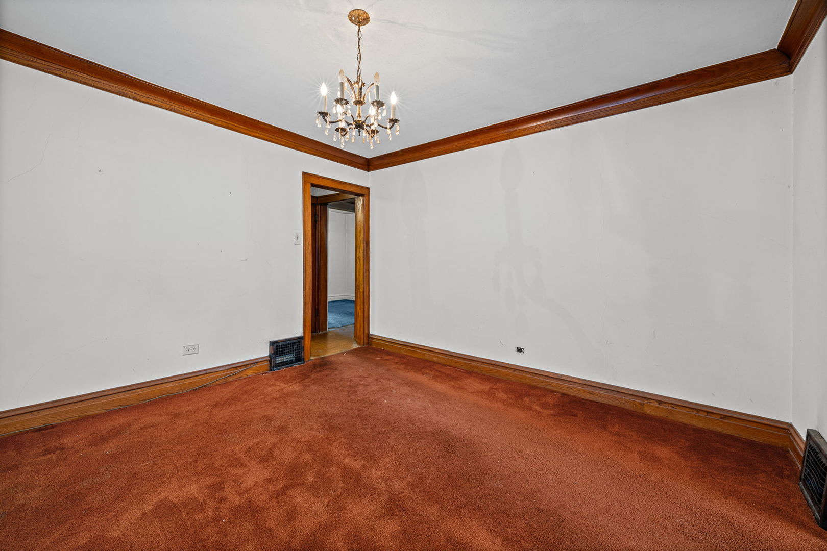 3314 N Kenneth Avenue Property Photo 5