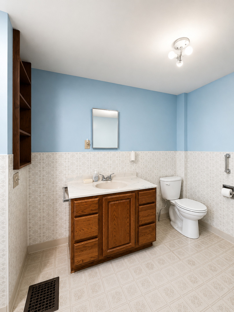 611 S Adams Avenue Property Photo 8
