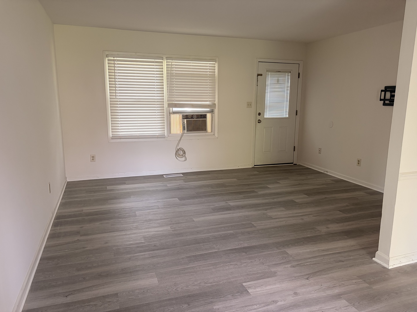 1815 Beach Road Property Photo 2